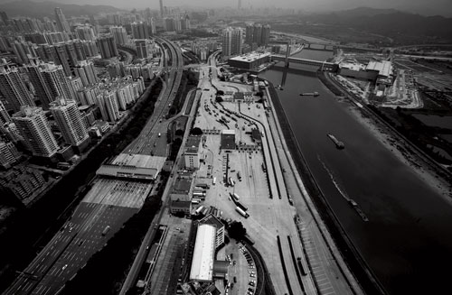 Futian Bonded Area, the first bonded area in China. [Photographed in 1996]